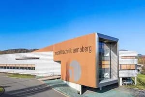 Produktions- und Bürogebäude Königswalde